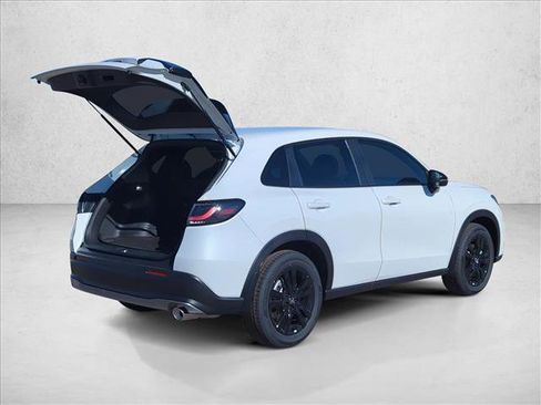 New 2026 Honda HR-V Sport image 2