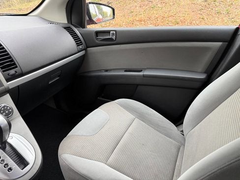 Used 2012 Nissan Sentra 2.0 SR w/ Special Edition Pkg FWD image 13