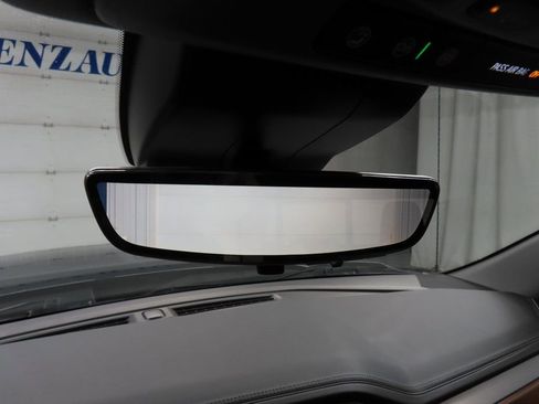 Used 2023 GMC Sierra 1500 Denali w/ Technology Package image 28