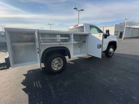 Used 2022 Chevrolet Silverado 3500 W/T w/ WT Convenience Package image 8