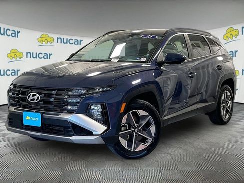 Certified 2025 Hyundai Tucson SEL AWD/4WD image 3