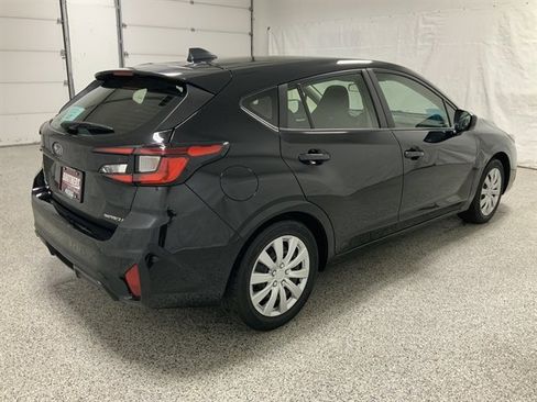 Used 2024 Subaru Impreza 2.0i image 5