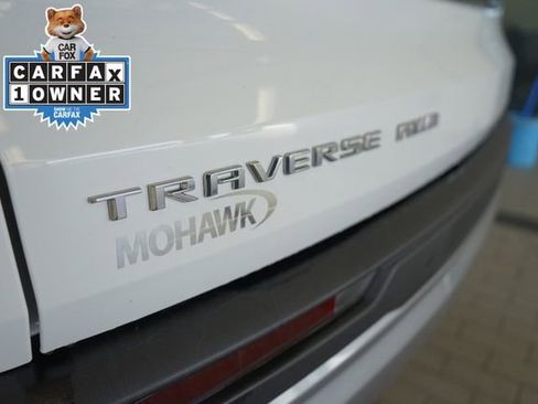 Used 2024 Chevrolet Traverse LT w/ Enhanced Driving Package AWD/4WD image 13