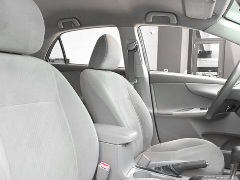 Used 2010 Toyota Corolla LE image 14