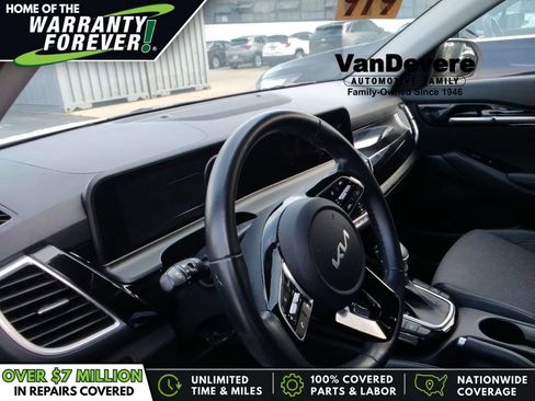Used 2024 Kia Seltos S FWD image 1