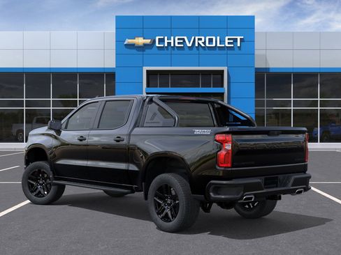 New 2026 Chevrolet Silverado 1500 Custom Trail Boss AWD/4WD image 3