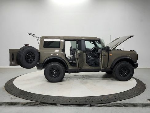 New 2026 Ford Bronco Badlands AWD/4WD image 16