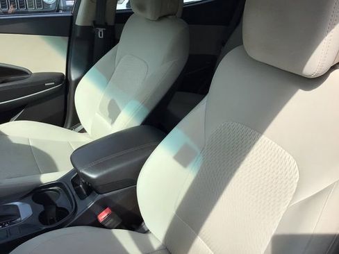 Used 2016 Hyundai Santa Fe Sport FWD image 25