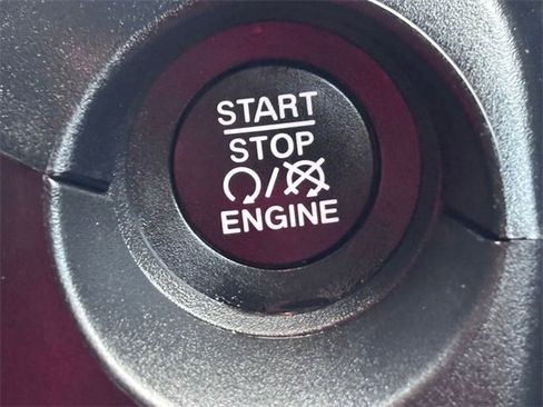 Certified 2021 Jeep Compass Latitude image 19