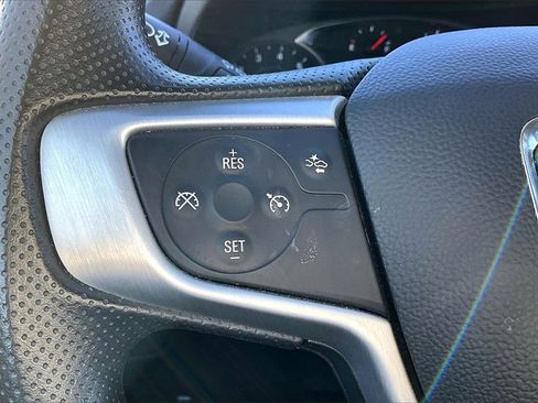 Used 2024 GMC Terrain SLE image 16