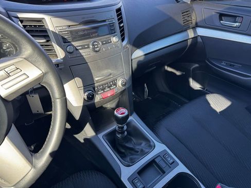 Used 2010 Subaru Legacy 2.5GT Premium w/ Appearance Package 1F AWD/4WD image 16