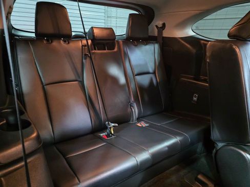 Used 2023 Toyota Highlander XLE image 21