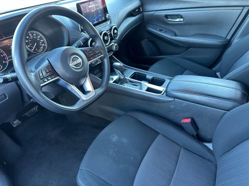 Used 2024 Nissan Sentra SV image 9