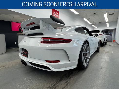 Used 2018 Porsche 911 GT3 image 5