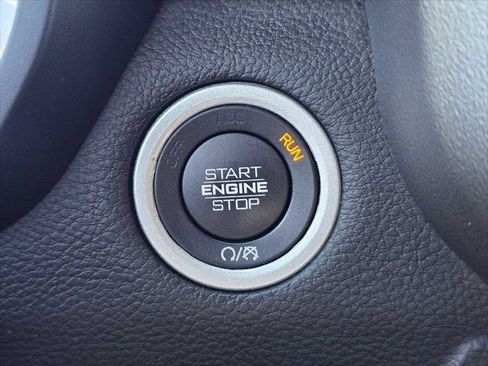 Used 2024 RAM 1500 Laramie RWD image 41