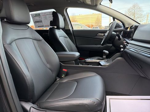 New 2026 Kia Sportage EX image 14