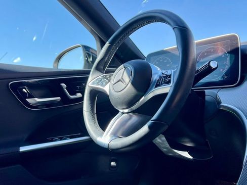 Used 2023 Mercedes-Benz C 300 4MATIC Sedan image 8