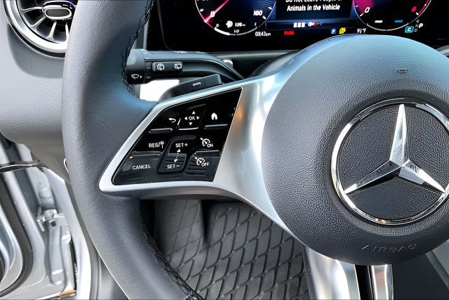 Certified 2026 Mercedes-Benz GLB 250 4MATIC image 10