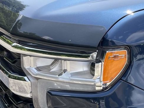 Used 2023 Chevrolet Silverado 1500 LT AWD/4WD image 10