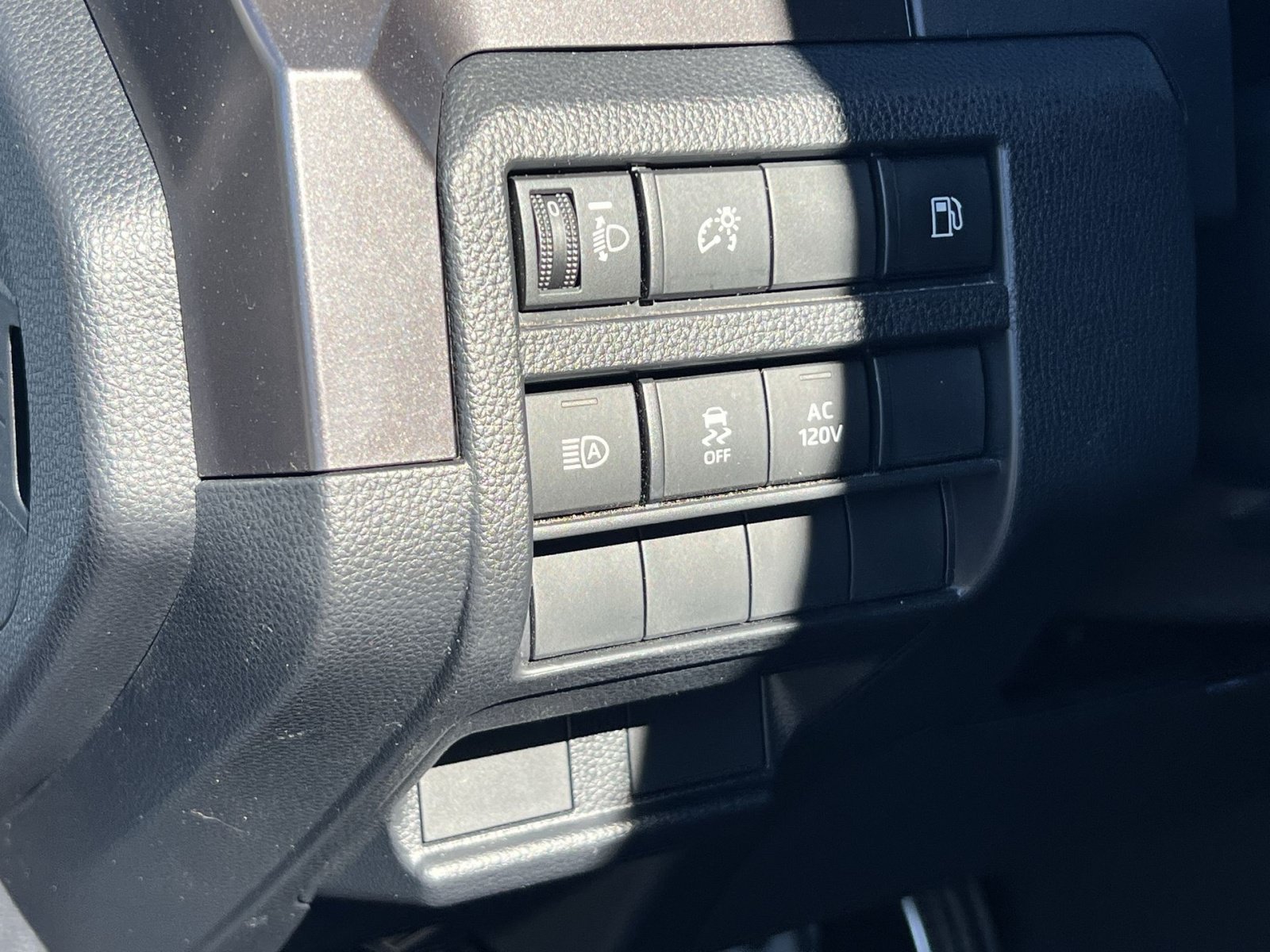 Used 2025 Toyota 4Runner TRD Sport AWD/4WD image 29