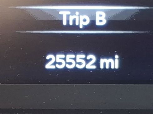 Used 2021 Jeep Wrangler Sport image 24