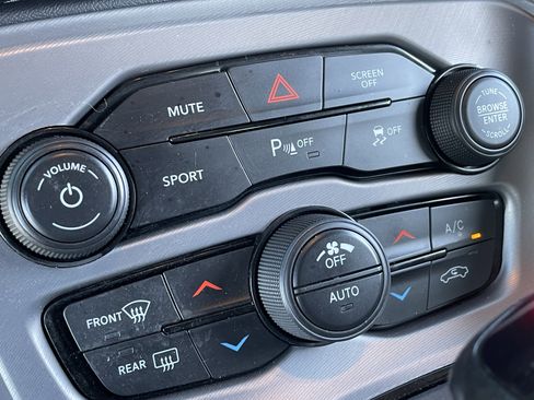 Certified 2023 Dodge Challenger GT w/ Blacktop Package image 23