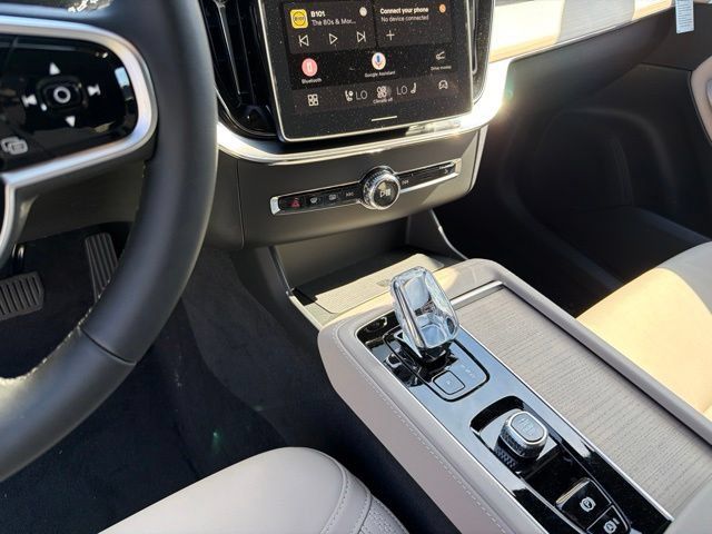 New 2026 Volvo XC90 T8 Core w/ Protection Package Premier AWD/4WD image 16