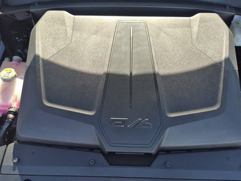 New 2025 Kia EV6 Light image 17