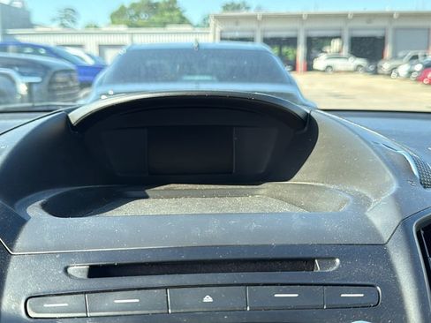 Used 2018 Ford Escape SE FWD image 8
