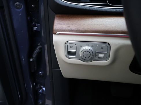 Used 2026 Mercedes-Benz GLE 450 4MATIC image 37