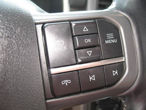 Used 2022 Ford F150 Lariat w/ Equipment Group 502A High AWD/4WD image 38