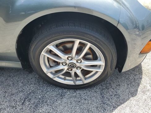 Used 2013 MAZDA MX-5 Miata Sport RWD image 8