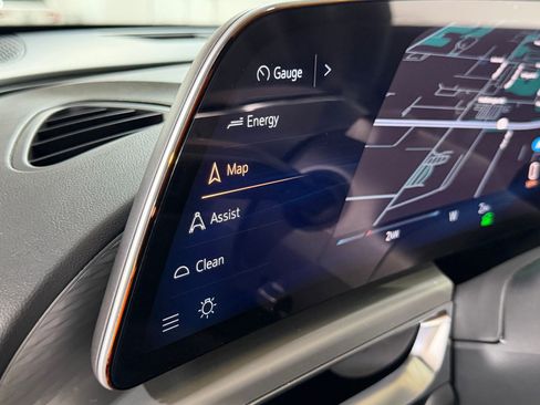 New 2026 Cadillac Lyriq Sport AWD/4WD image 27