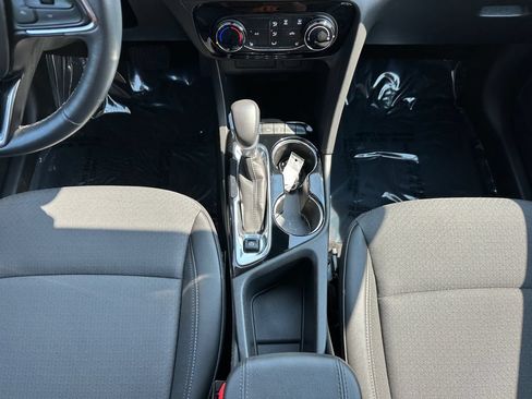 Used 2023 Buick Encore GX Preferred w/ Cold Weather Comfort Package AWD/4WD image 11