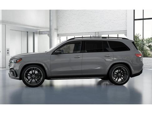 Used 2026 Mercedes-Benz GLS 580 4MATIC image 33