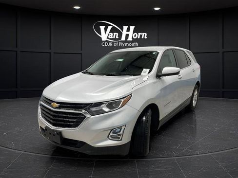 Used 2018 Chevrolet Equinox LT image 7