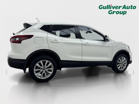 Used 2020 Nissan Rogue Sport S w/ Appearance Package FWD image 9