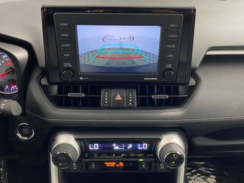 Used 2021 Toyota RAV4 XLE Premium AWD/4WD image 15