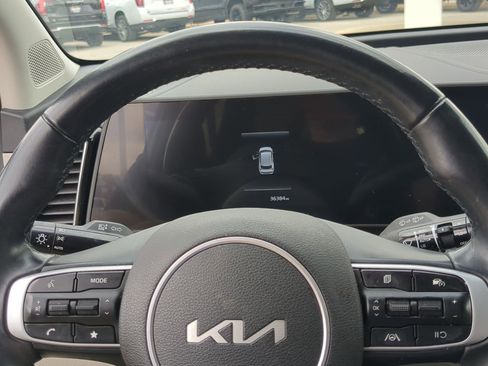 Certified 2023 Kia Sportage EX image 14