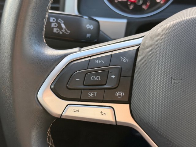 Used 2021 Volkswagen Atlas SE FWD image 28