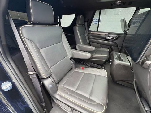 Used 2023 Chevrolet Tahoe Premier w/ Advanced Technology Package image 34