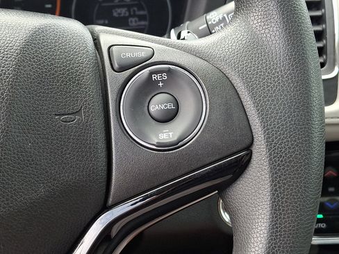 Used 2016 Honda HR-V EX image 22