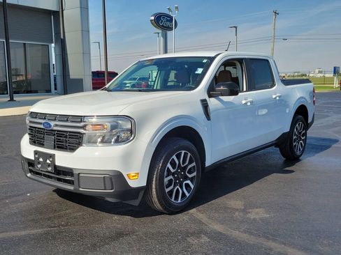 Certified 2024 Ford Maverick Lariat image 8