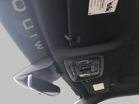 New 2026 GMC Sierra 1500 AT4 w/ AT4 Premium Package AWD/4WD image 15