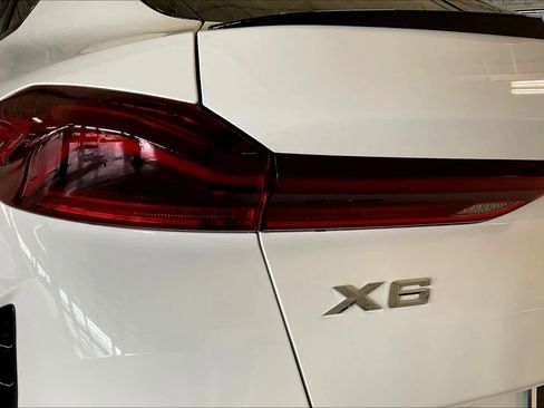 New 2026 BMW X6 xDrive40i image 14