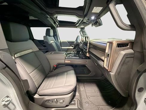 New 2025 GMC Hummer EV 2X image 25