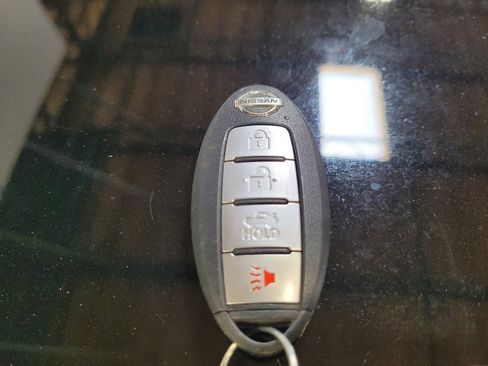 Used 2020 Nissan Sentra S FWD image 32