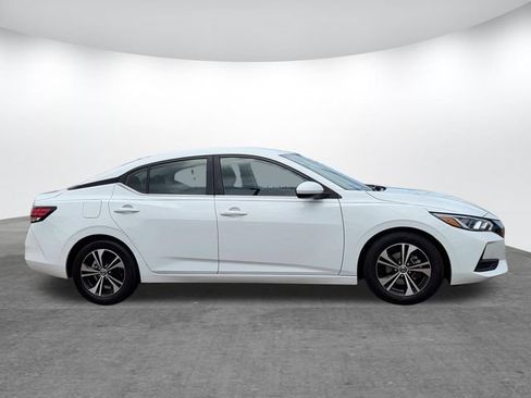 Used 2022 Nissan Sentra SV FWD image 3