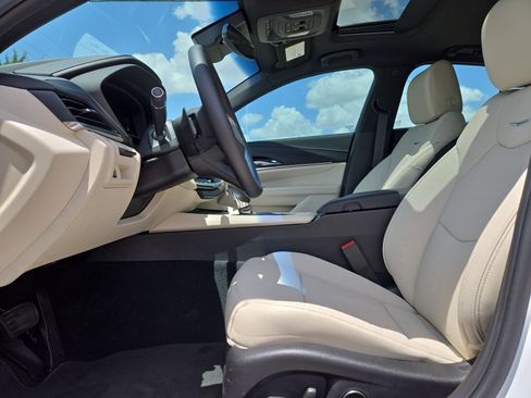 New 2025 Cadillac CT4 Premium Luxury image 16