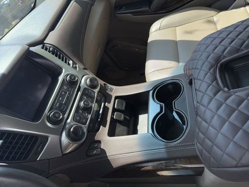 Used 2018 Chevrolet Tahoe LT image 7